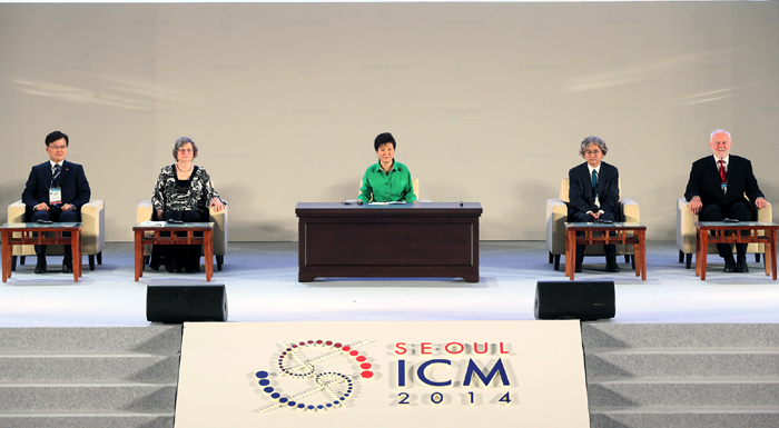 分かち合いの祭典「2014国際数学者会議ソウル大会」が開幕 : Korea.net